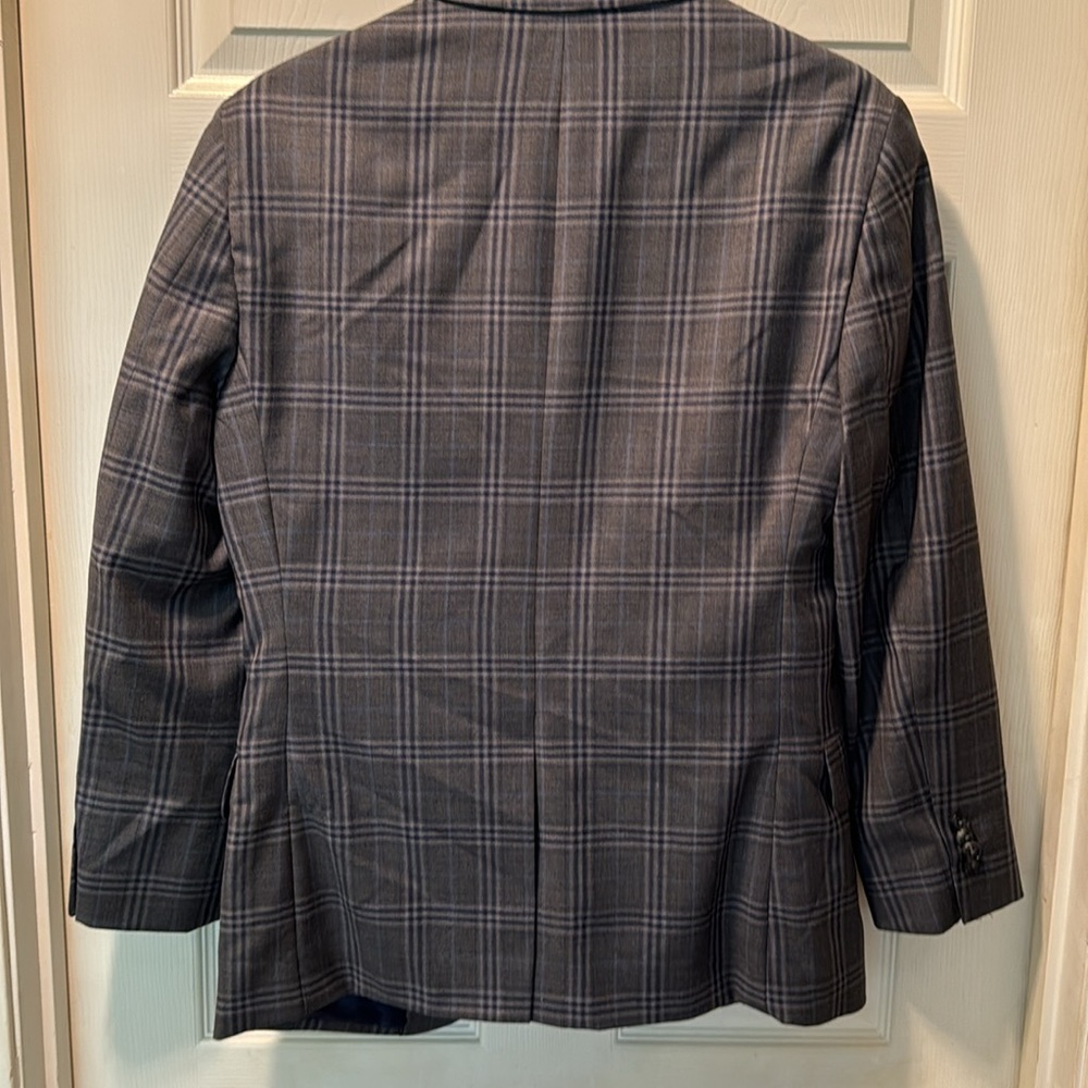 NWOT Mens beautiful sports coat by Jos A Bank. Size 35 short. Brown/blue/tan - Picture 11 of 14
